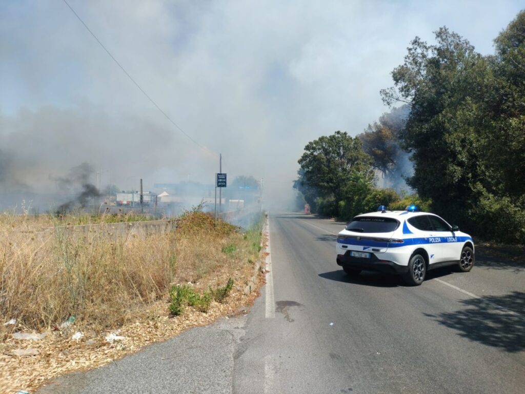 Tenta di incendiare la sua proprietà, scoperto durante i controlli dalla polizia locale