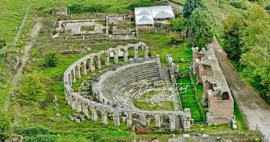 Archeologia a Viterbo: scoperte sepolture su un lato esterno con mosaici e terme – Recuperato il corredo funerario